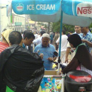 Ice cream man making good profit today