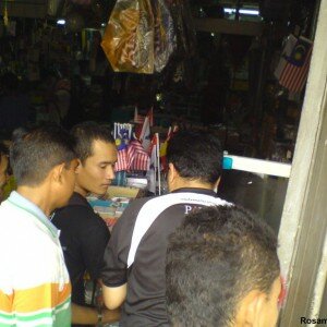 Interesting photo from Bersih 2.0 Malaysia6